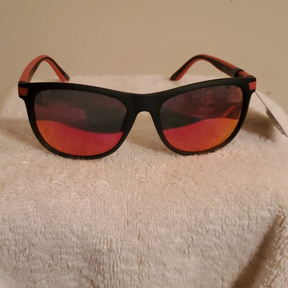 Arizona Jean Company Other - Arizona Jean co men sport shades